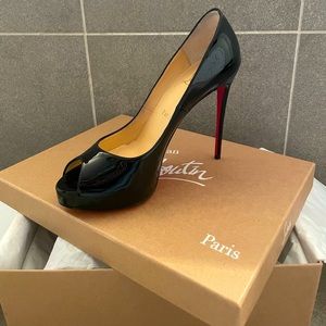 Christian Louboutin very Prive 120mm size 6.5. Worn once with wear shown.